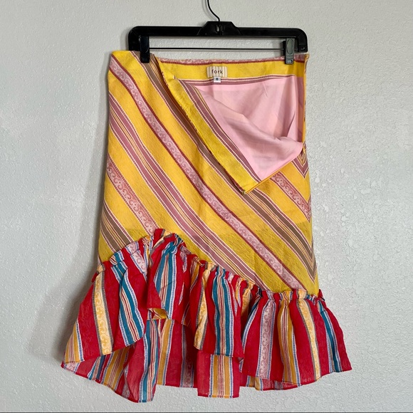 NWOT Fork Multi-color Ruffled Striped Skirt - Size 8 - Picture 2 of 5